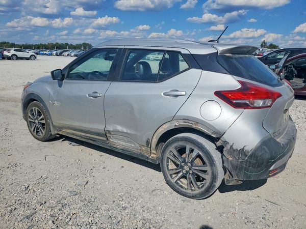 2020 NISSAN KICKS