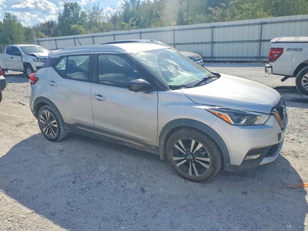 2020 NISSAN KICKS