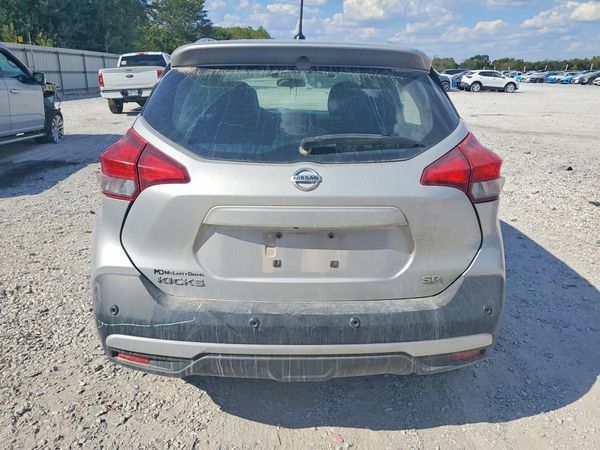 2020 NISSAN KICKS