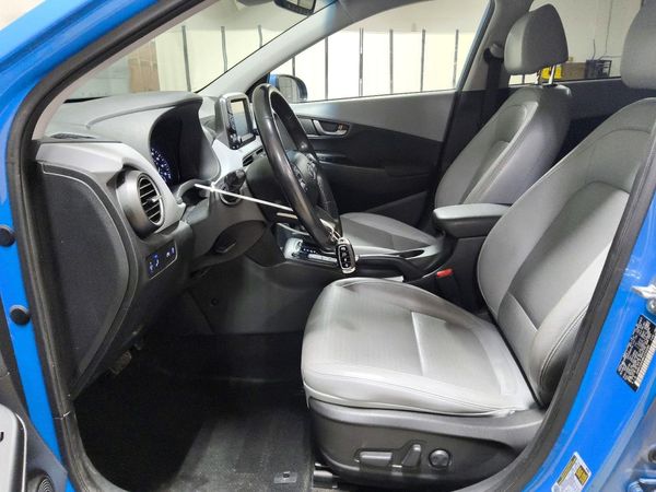 2019 HYUNDAI KONA Limited — DENT
