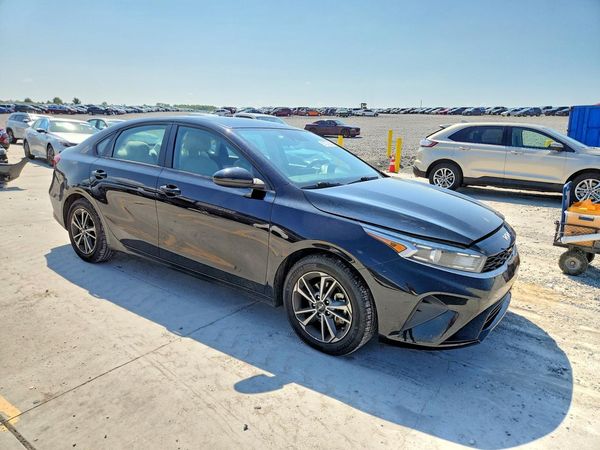 2022 KIA FORTE