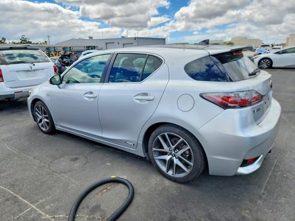 2015 LEXUS CT 200h