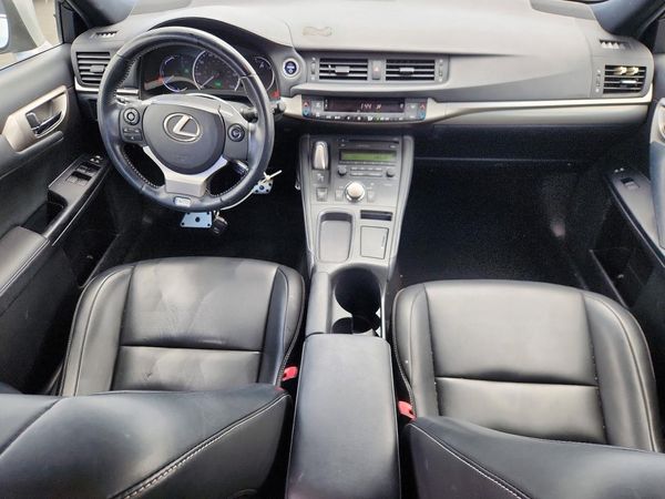 2015 LEXUS CT 200h