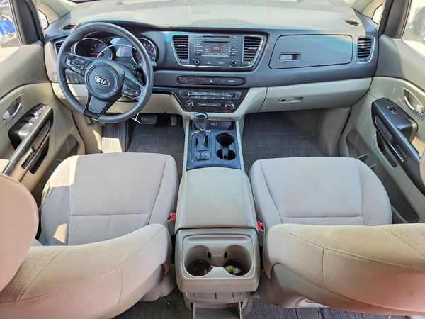 2016 KIA SEDONA LX - Middle-low