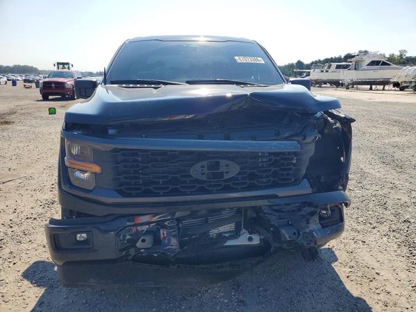 2025 FORD F150