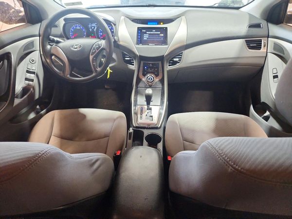 2013 HYUNDAI ELANTRA