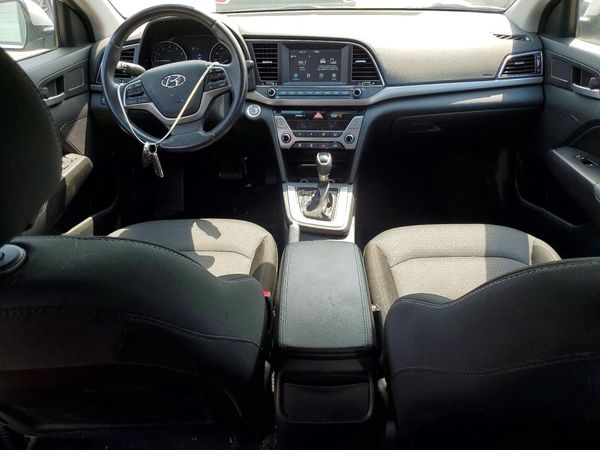 2017 HYUNDAI ELANTRA