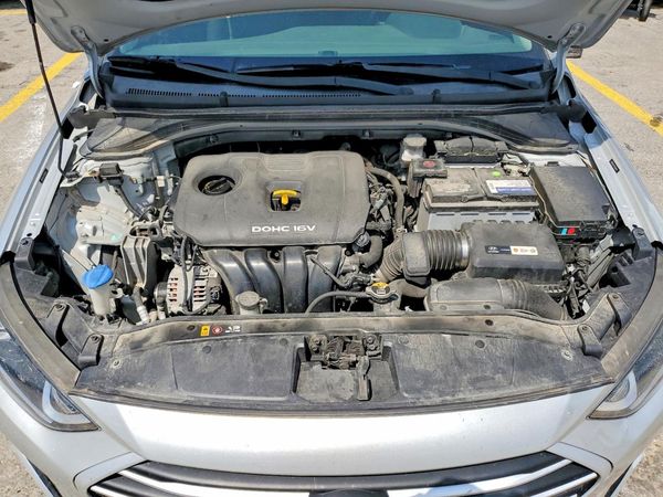 2017 HYUNDAI ELANTRA
