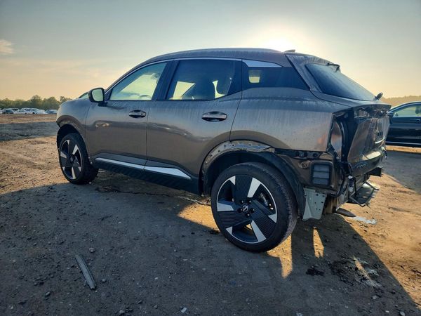2025 NISSAN KICKS SR