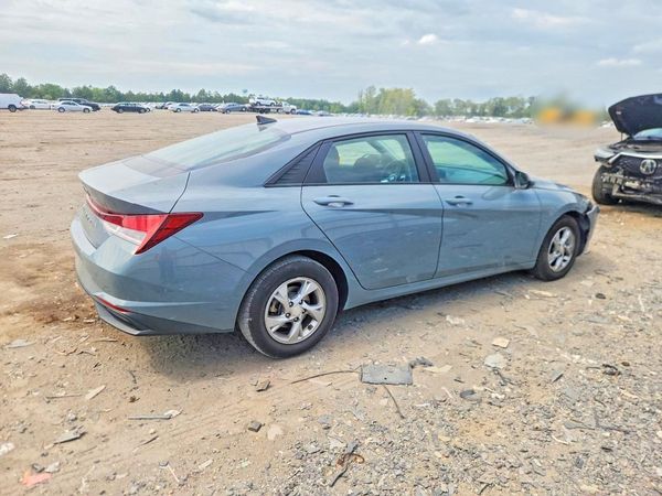 2021 HYUNDAI ELANTRA SE
