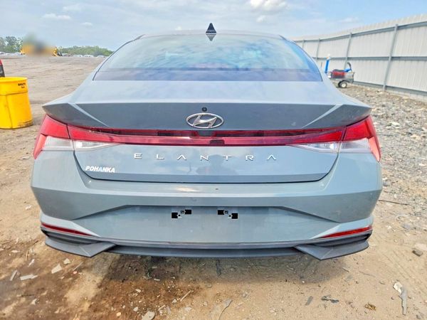 2021 HYUNDAI ELANTRA SE