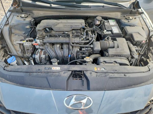 2021 HYUNDAI ELANTRA SE