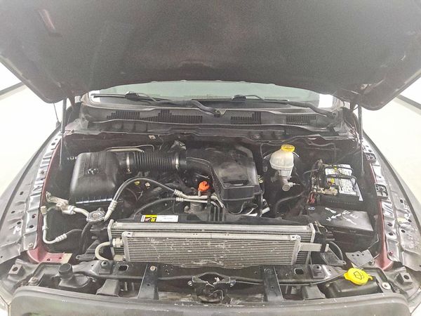 2019 RAM 1500 CLASSIC Tradesman, ST — Engine bay