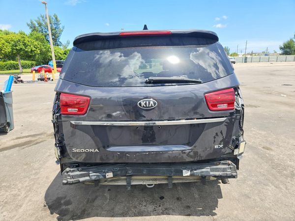 2020 KIA SEDONA