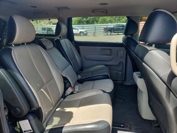 2020 KIA SEDONA