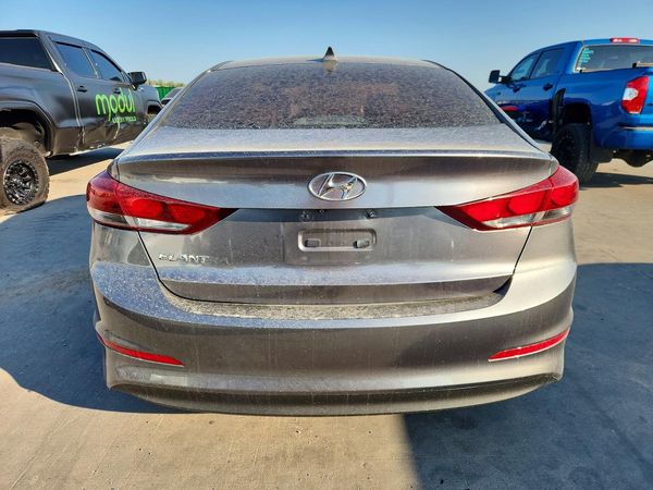 2018 HYUNDAI ELANTRA