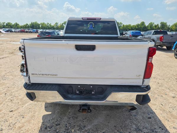 2026 CHEVROLET SILVERADO LT