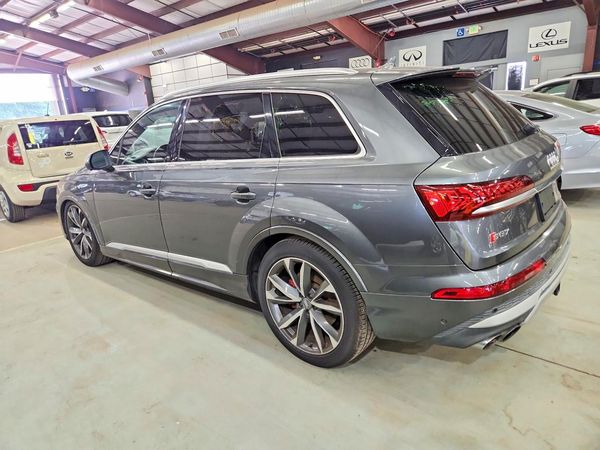 2020 AUDI SQ7 quattro Prestige