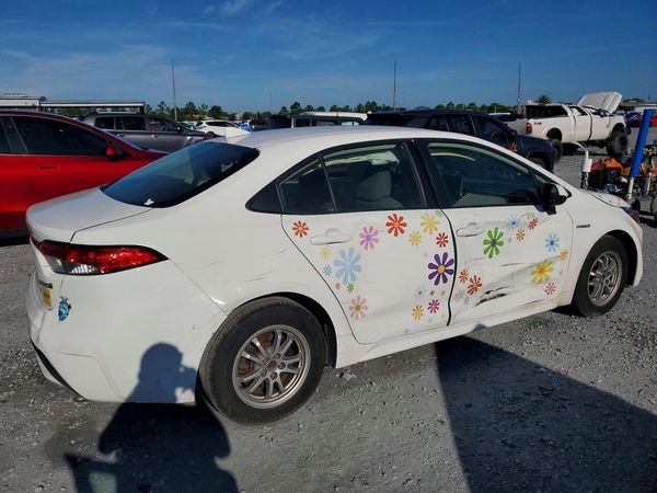 2021 TOYOTA COROLLA