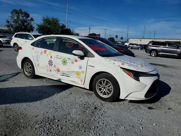2021 TOYOTA COROLLA