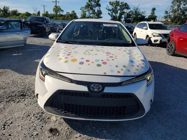 2021 TOYOTA COROLLA