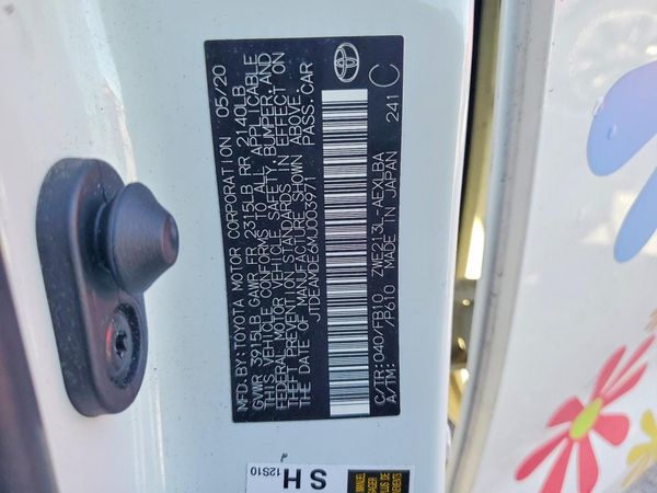 2021 TOYOTA COROLLA