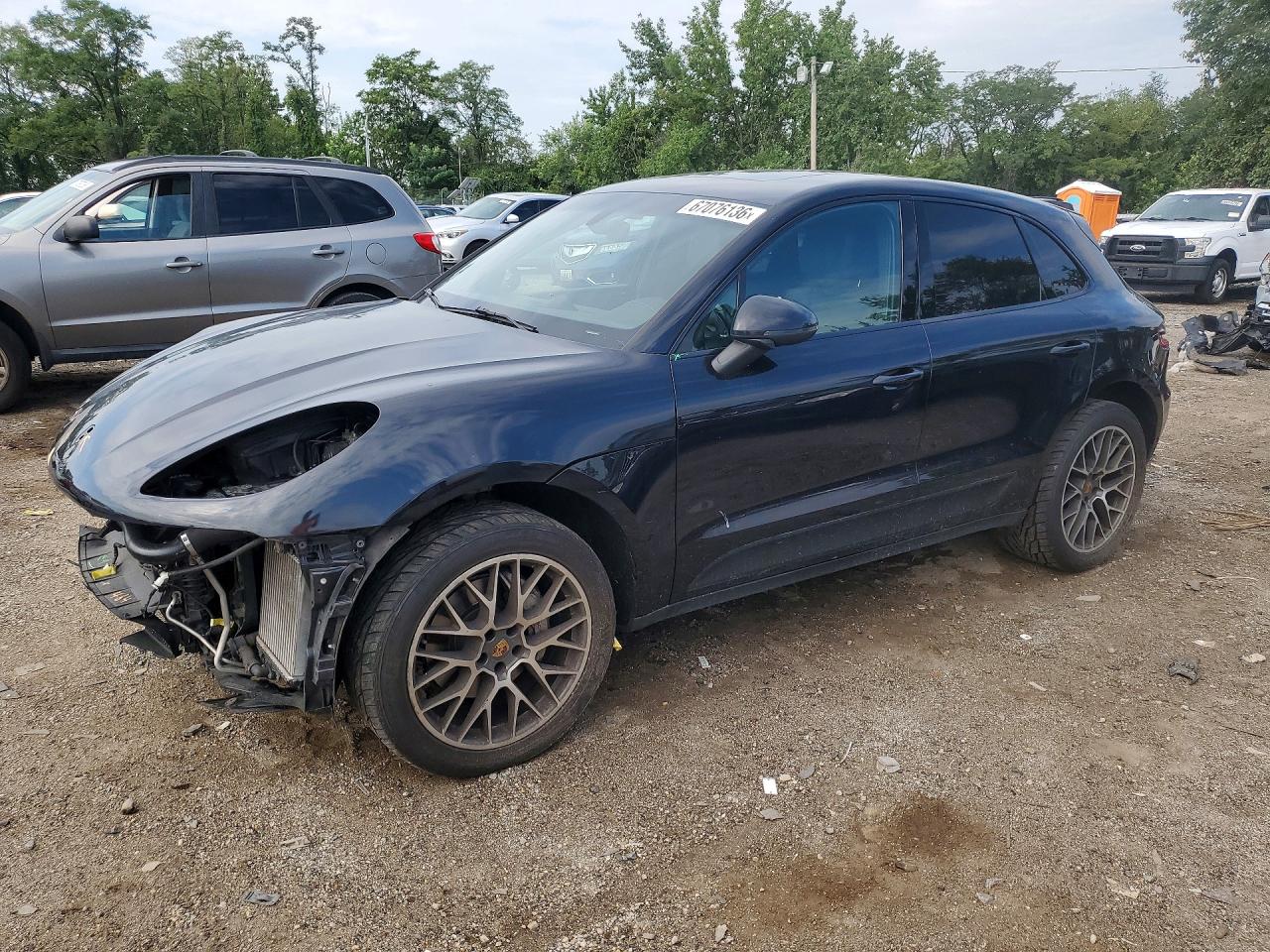 2015 PORSCHE MACAN
