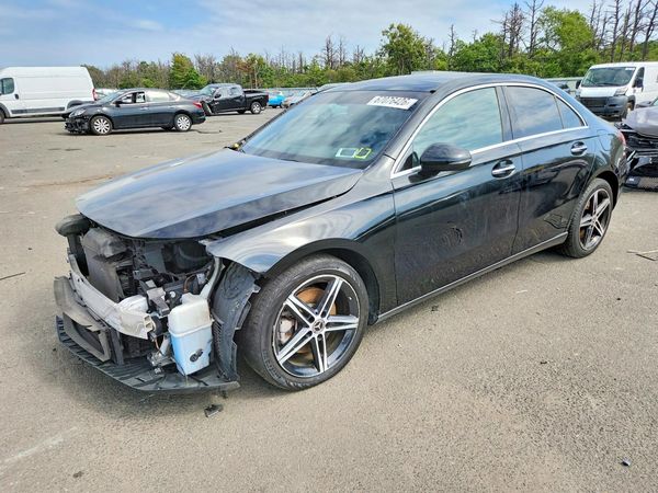 2019 MERCEDES-BENZ A — Front 3/4