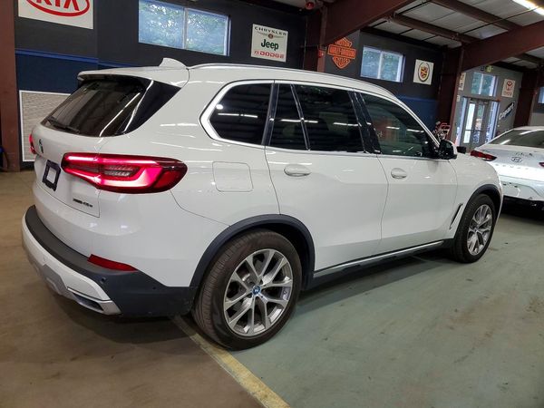 2022 BMW X5