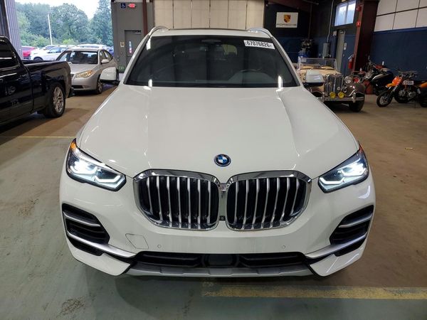 2022 BMW X5