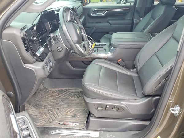 2023 CHEVROLET SILVERADO LTZ — DENT