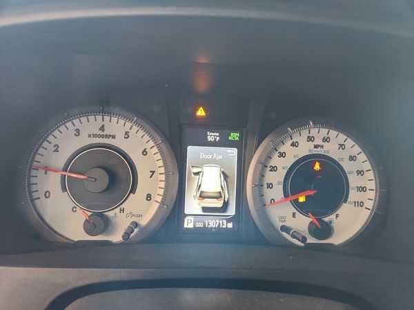 2019 TOYOTA SIENNA SE/SE Premium