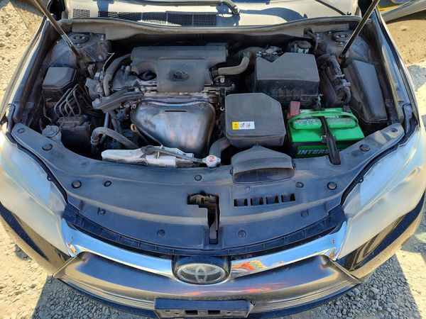 2017 TOYOTA CAMRY LE/SE/XLE/XSE — Engine bay