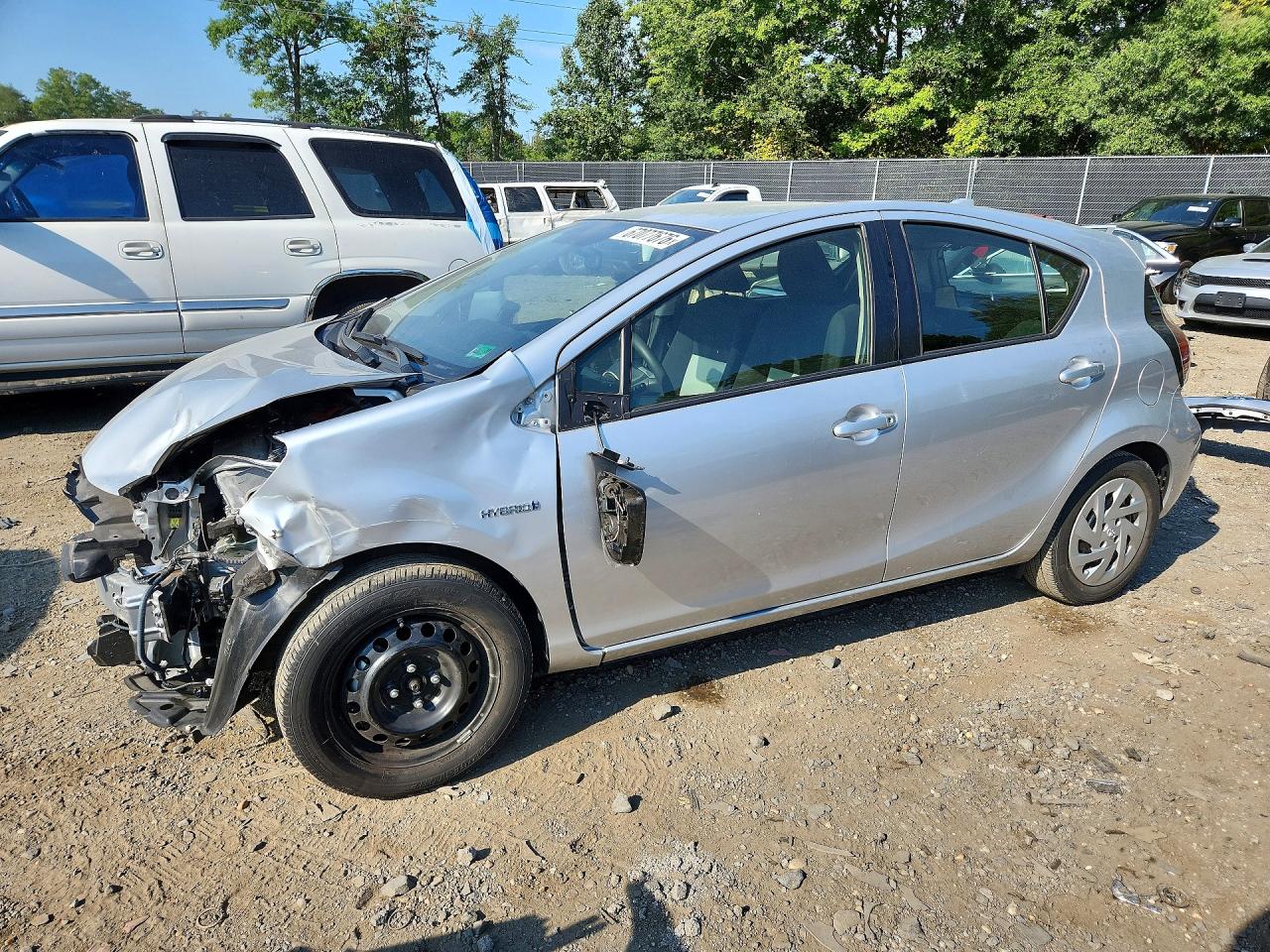 2016 TOYOTA PRIUS
