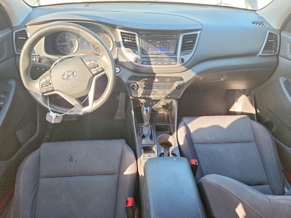 2017 HYUNDAI TUCSON