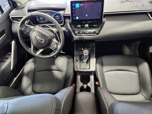 2026 TOYOTA COROLLA CROSS
