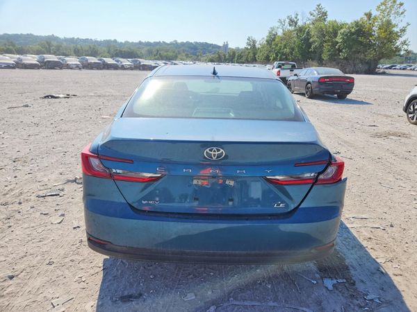 2025 TOYOTA CAMRY