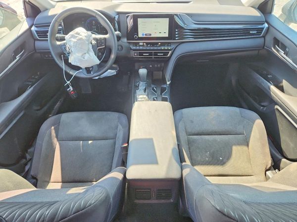2025 TOYOTA CAMRY