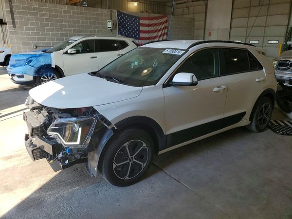2024 KIA NIRO