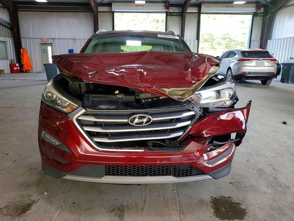 2017 HYUNDAI TUCSON