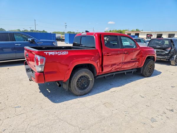 2022 TOYOTA TACOMA SR5