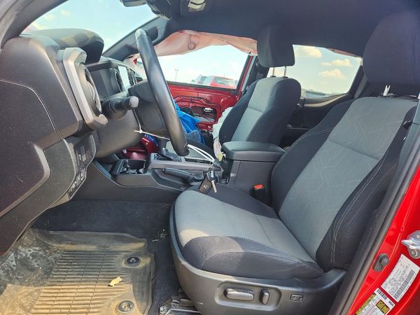 2022 TOYOTA TACOMA SR5