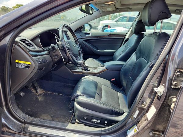 2015 KIA CADENZA