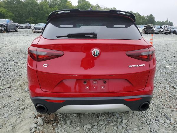 2018 ALFA ROMEO STELVIO