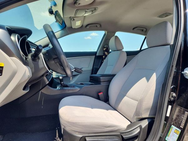 2015 KIA OPTIMA GL - Middle-low