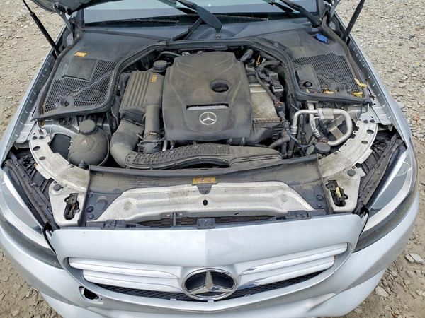 2016 MERCEDES-BENZ C