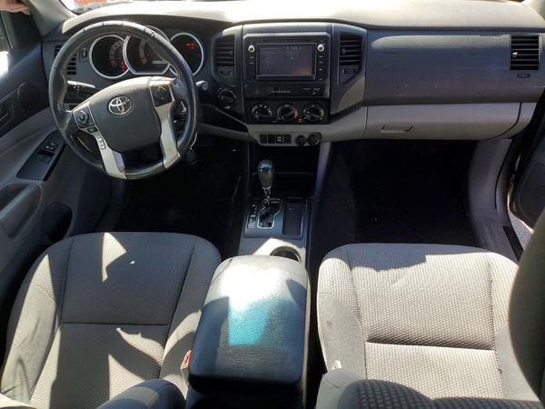 2015 TOYOTA TACOMA Delux Grade