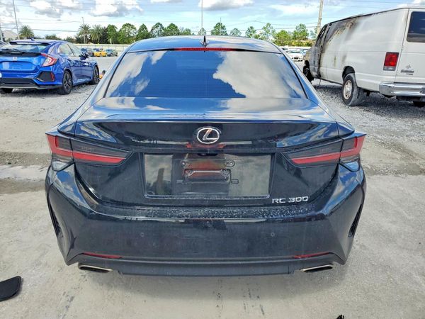 2022 LEXUS RC 300