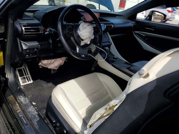 2022 LEXUS RC 300