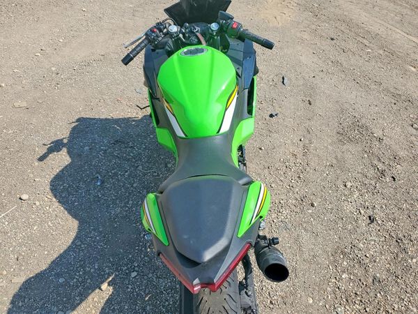 2025 KAWASAKI EX500